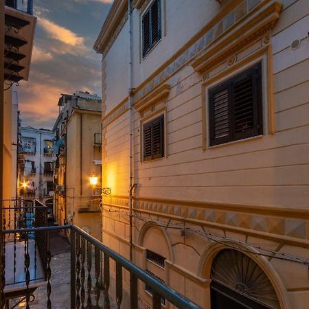 Cortile Del Greco Apartments Palermo Eksteriør billede